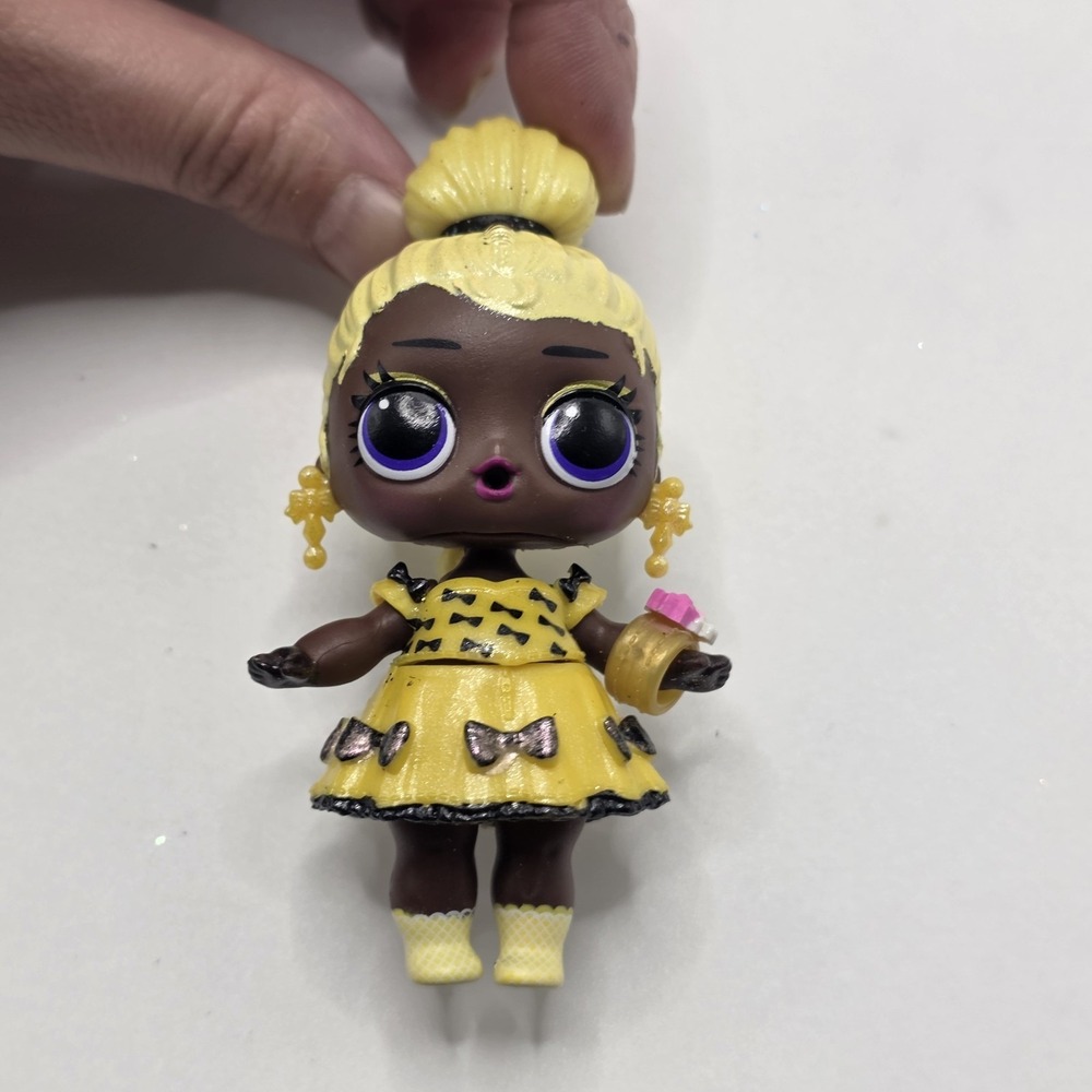LOL‎ Surprise! QUEENS Series Doll Blonde Hair Yellow Dress Big Sister MGA Figure